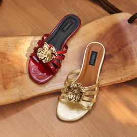 How to Style Flats for Women with Traditional Pakistani Outfits