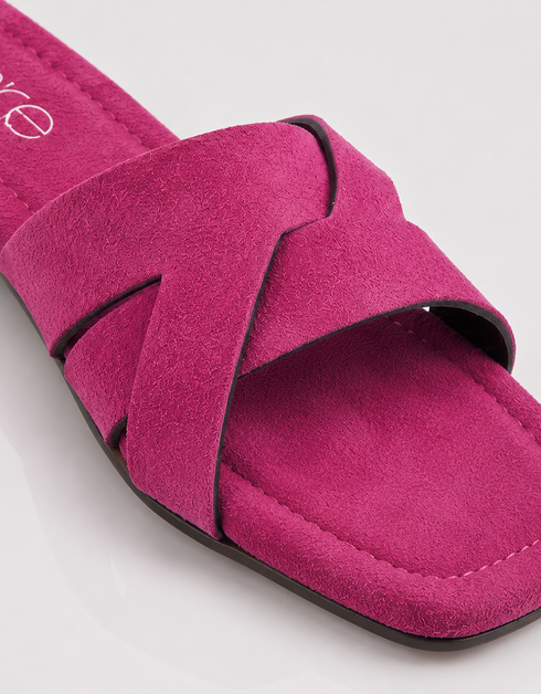 Close up of Aira women's textured cross strap upper with square toe flat sandal design