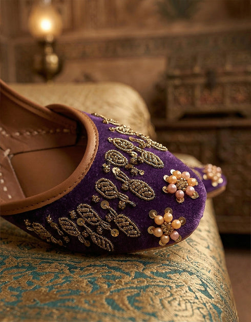 Purple embroidered ladies khussa